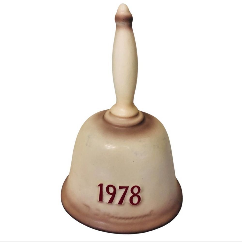 1978 Goebel Hummel Ceramic Bell - Picture 3 of 9